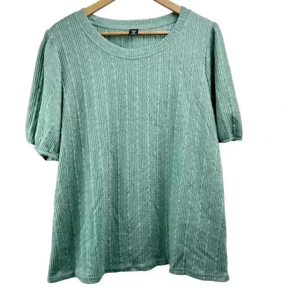 SHEIN Curve Basics Textured Top - Picture 1 of 4